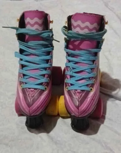 Patins infantil semi novo