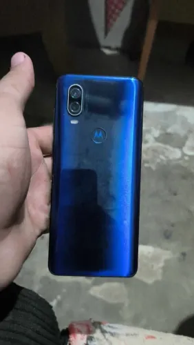 Motorola one vision