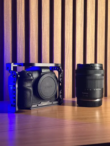 Canon EOS R + RF 24-105mm f/4L + Adaptador + 5 Baterias