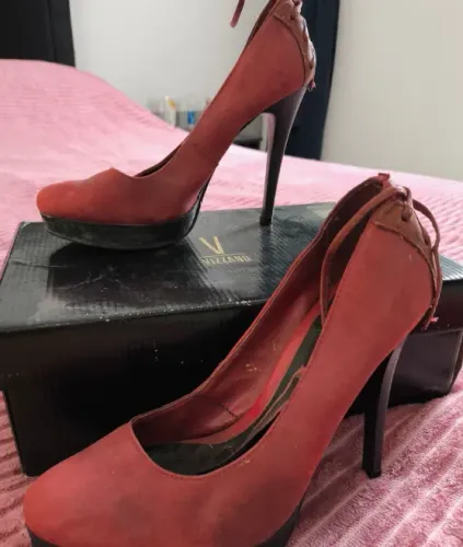 Scarpin Carmin,divino