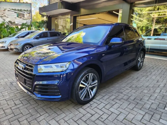 Audi Q5 S-line Black 2.0 TFSI Quat. S-tronic 2020