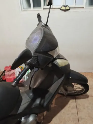 Biz 125 Flex, documentação em dia
