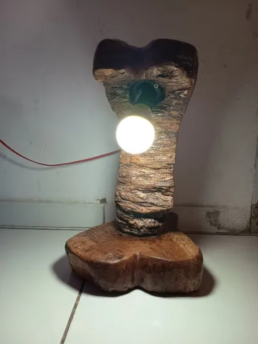 Luminária abajur de madeira rústica