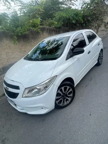 Chevrolet Onix Hatch LS 1.0 8V Flex Power Mec. 4P 2015