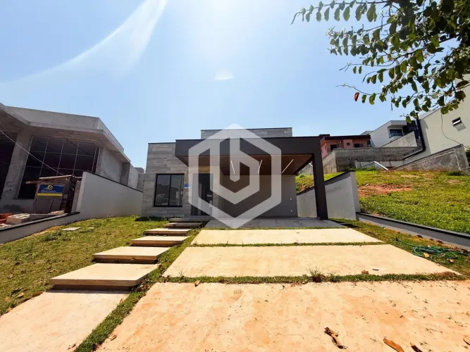 Casa térrea 3 suites e 4 vagas no Condomínio Ibi Aram 2 em Itupeva/SP