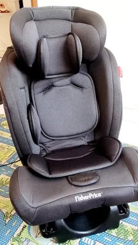 Cadeirinha de carro para criança