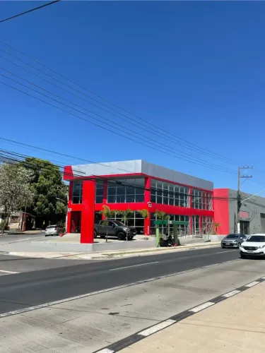 Excelente ponto comercial de Esquina na Av da FEB em frente Havan e Movida