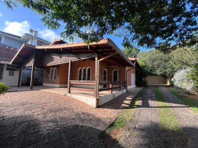 Casa para alugar em Vinhedo, Marambaia, com 4 quartos, com 280 m², Condomínio Estância Mar