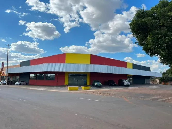 ALUGA-SE - 2.000m²  Ideal para Supermercado, Atacado e Varejo