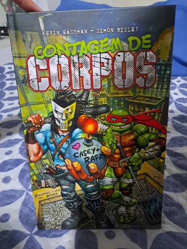 Tartarugas Ninja Contagem de corpos capa dura