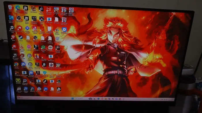 Monitor LG Ultra Gear 144HZ 24 polegadas com braço articulado
