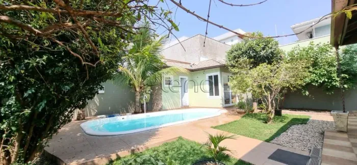 Casa à Venda no Condomínio Loteamento Recanto dos Paturis em Vinhedo, no bairro Bosque.