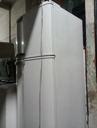 Geladeira duplex Eletrolux 