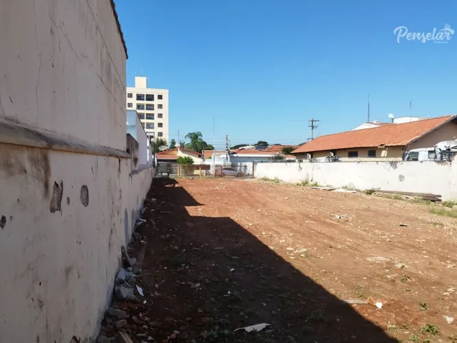 Indaiatuba - Terreno comercial para venda : ótima topografia no Centro