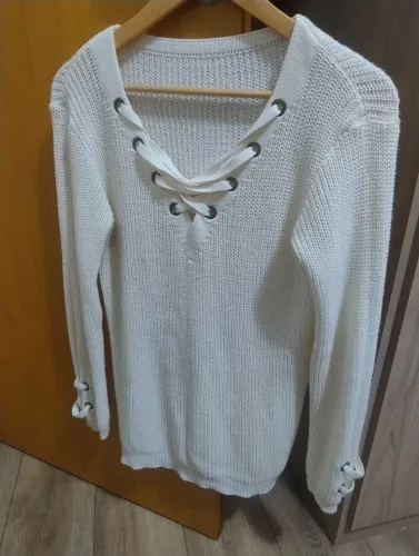 Blusa de linha,na cor bege,