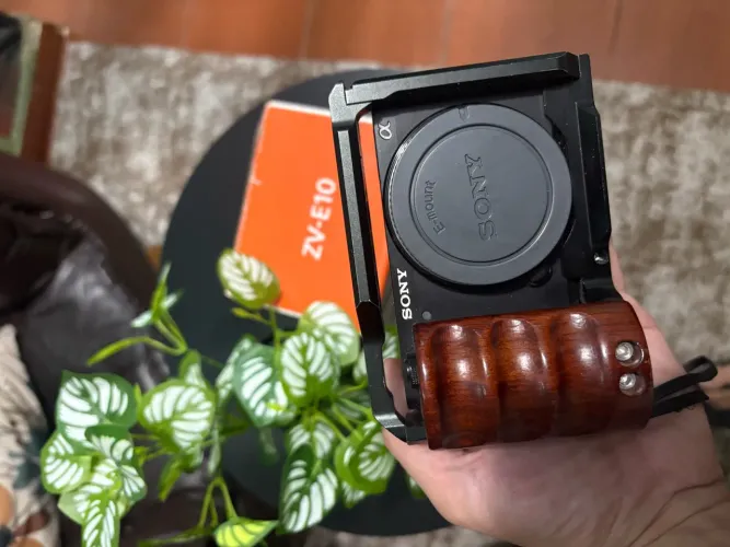 Câmera Sony Zve10