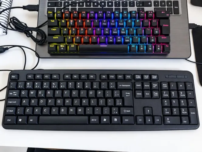 Teclado 100% com Fio