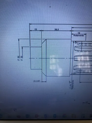 Operador de torno cnc
