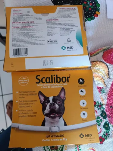 Coleira simparic ante carrapato 