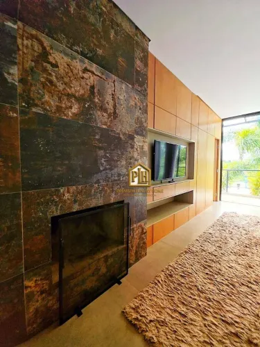 Casa com 3 dormitórios à venda, 360 m² por R$ 1.690.000,00 - Condominio Palavra da Vida -