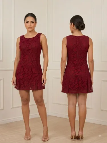 Vestido vermelho com renda