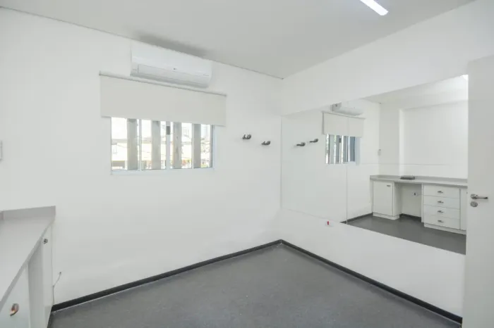 Sala comercial na Avenida Cruzeiro do Sul, 3350 - sala 1 18 m²