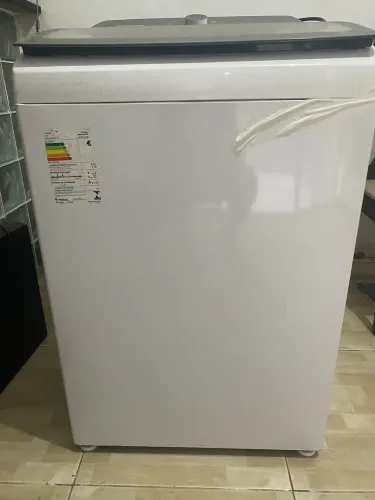 Máquina de lavar usada em ótimo estado !!