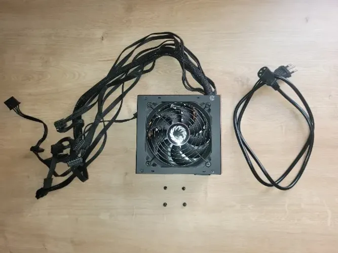 Fonte Gamemax GP750, 750W, 80 Plus Bronze, PFC Ativo