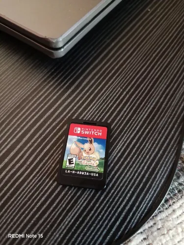 Pokémon Let's Go Eevee - Nintendo