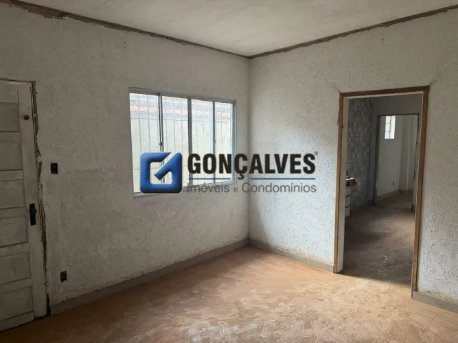 Casa à venda com 1 quarto e 2 vagas na Vila Alzira, Santo André