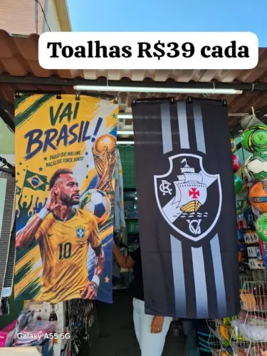 Toalhas de banho/praia adulto temáticas novas
