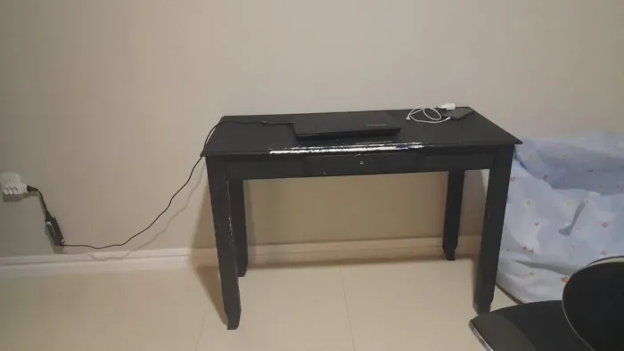 Mesinha preta