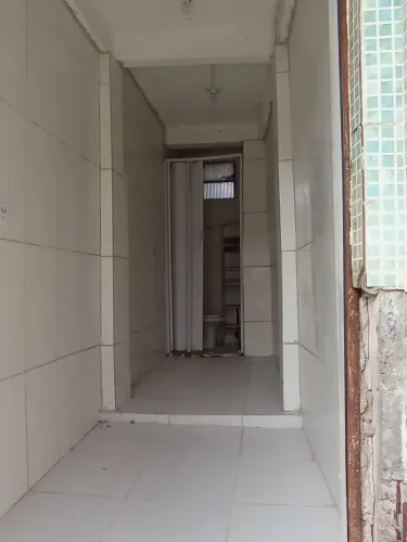 Pontoto comercial em sussuarana velha.