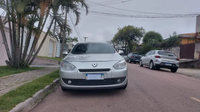 Renault Fluence Sed. Dynamique 2.0 16V Flex Aut. 2014