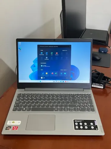 Notebook Lenovo Ryzen 5 MUITO NOVO!! NÃO ACEITO OFERTAS