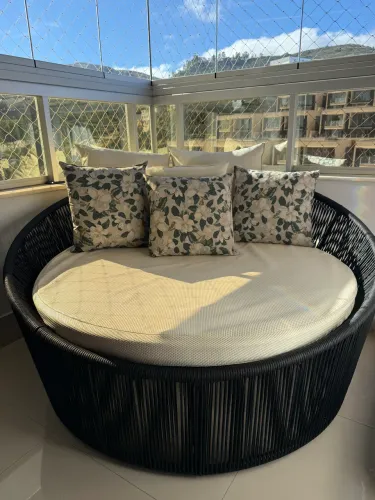 Chaise Redonda Estilo Resort/Daybed - EM ATÉ 6x NO CARTÃO