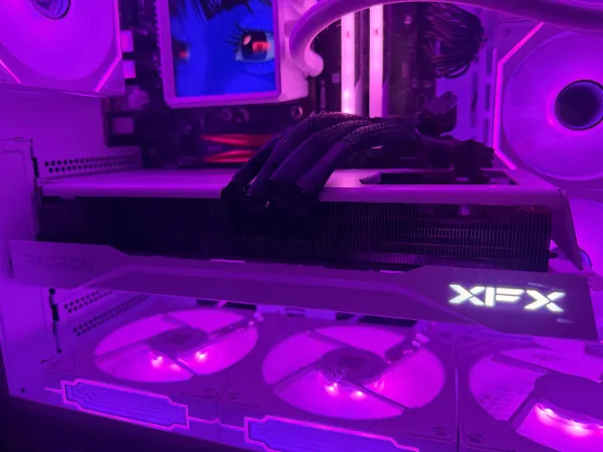 Placa de vídeo RX9070xt 