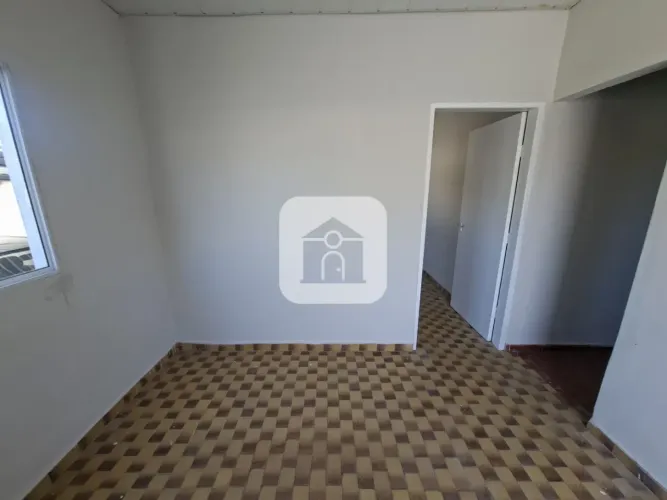 Casa para locação no bairro Brasil