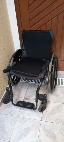Cadeira de Rodas