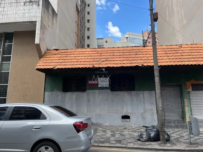 TERRENO à venda com 444m² por R$ 1.980.000,00 no bairro Centro - CURITIBA / PR