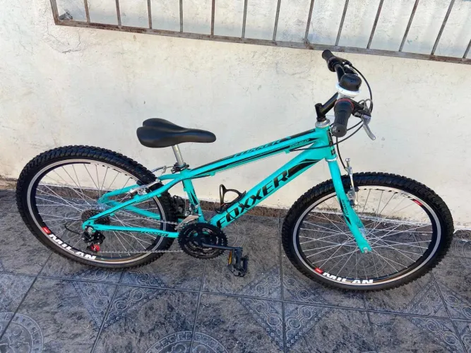 Bicicleta aro 24 infantil quadro de alumínio 18 marchas com rodas aéreo novíssima!!