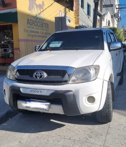 Toyota Hilux CD D4-d 4X4 2.5 16V 102cv TB Dies. 2009