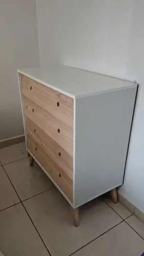 Cômoda 4 gavetas
