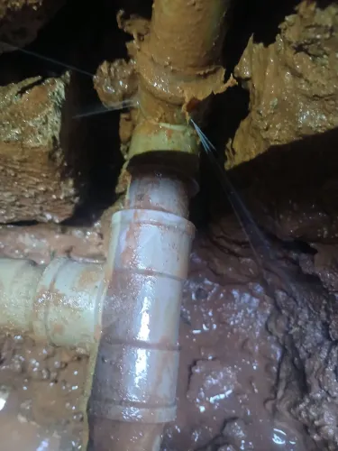 Encanador e Caça Vazamento de Água