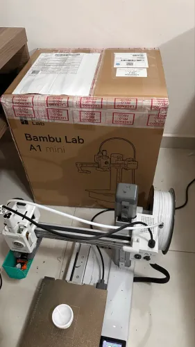 Impressora 3d bambu lab nova na caixa Lacrada