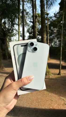 iPhone 15 128GB com caixa!