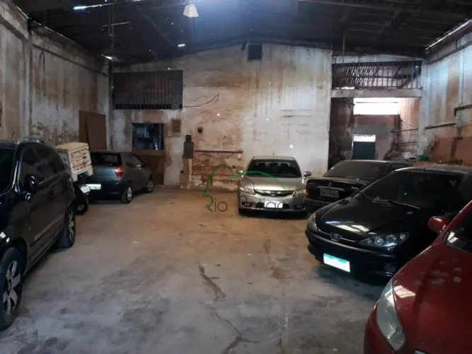 Galpão à venda, 900 m² por R$ 550.000,00 - Benfica - Rio de Janeiro/RJ