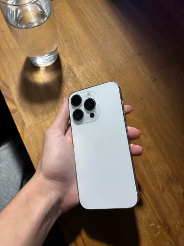 IPHONE 14 pro