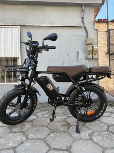 Bike elétrica V8 Ultra 2 baterias 2026 1000w som embutido Bluetooth