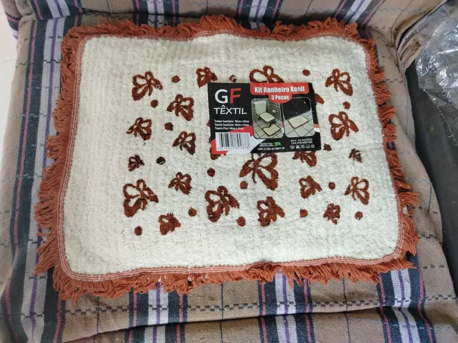 Vendo Kit para Banheiro, 3 peças da Xenil